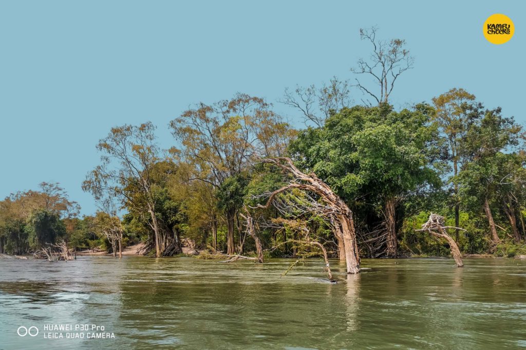 ធម្មជាតិប្លែកភ្នែក ឯនាយជាយដែនកម្ពុជា-ឡាវ ល្មមសម្រាប់ថ្ងៃឈប់សម្រាកខាងមុខ