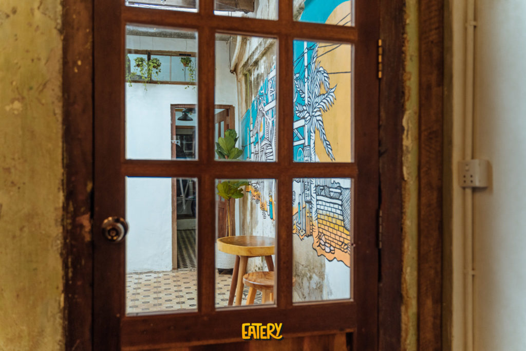 កាហ្វេក៏ឆ្ងាញ់ បរិយាកាសក៏ប្លែក ជាមួយ Dialogue ឯក្រុងសៀមរាប