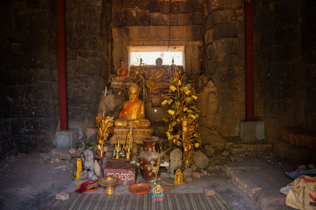 ប្រាសាទព្រះធាតុបារាយណ៍ សិល្បៈអង្គរ ឰដ៏ស្រុកស្រីសន្ធរ ខេត្តកំពង់ចាម